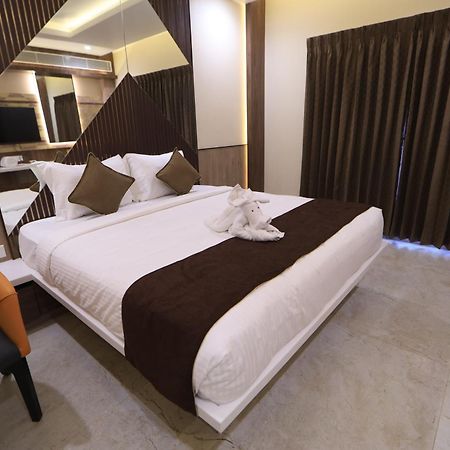 Kings Bury Inn Kumbakonam Ngoại thất bức ảnh