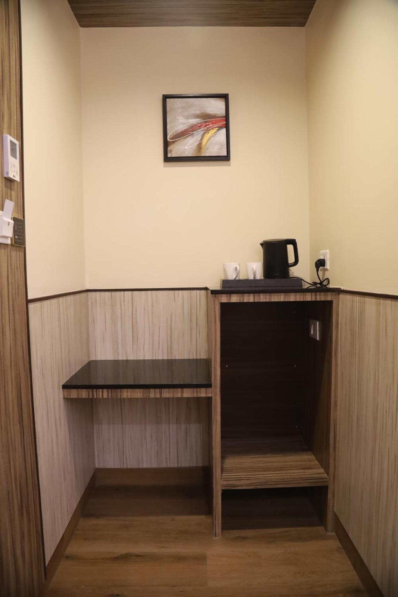 Kings Bury Inn Kumbakonam Ngoại thất bức ảnh