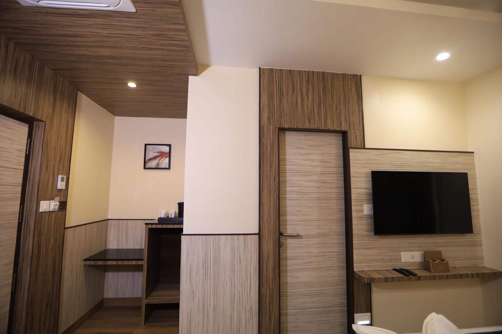 Kings Bury Inn Kumbakonam Ngoại thất bức ảnh