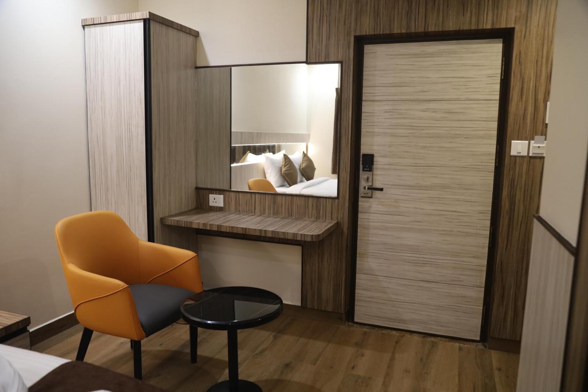 Kings Bury Inn Kumbakonam Ngoại thất bức ảnh