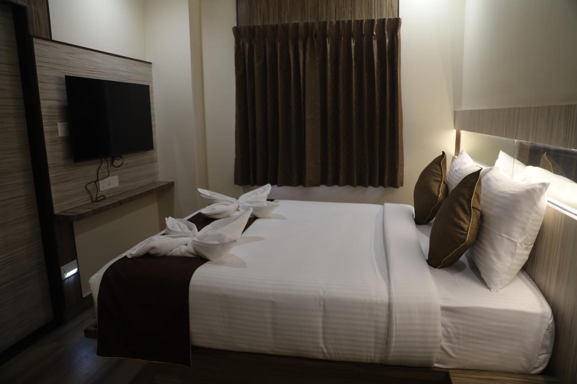 Kings Bury Inn Kumbakonam Ngoại thất bức ảnh
