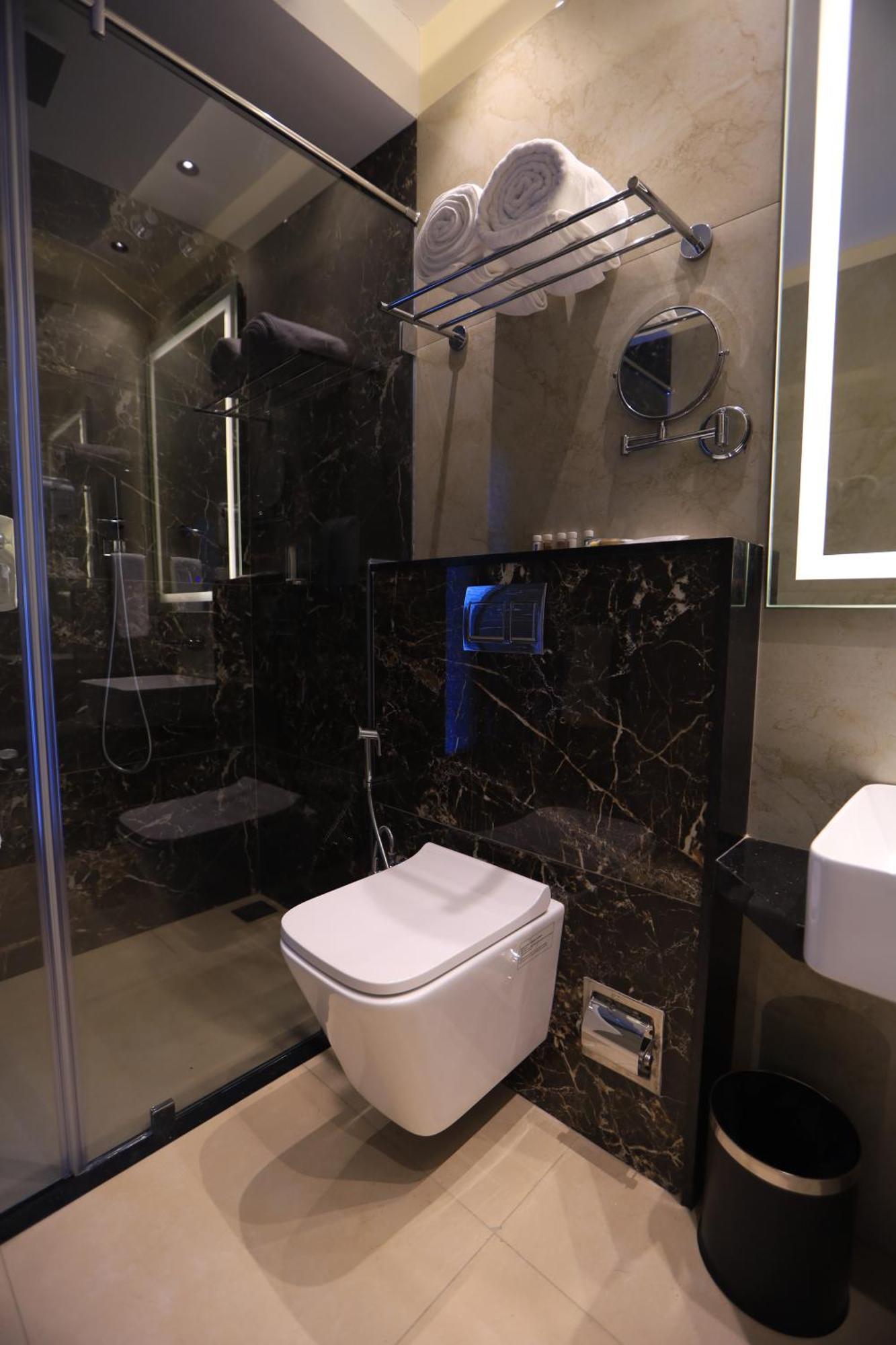 Kings Bury Inn Kumbakonam Ngoại thất bức ảnh