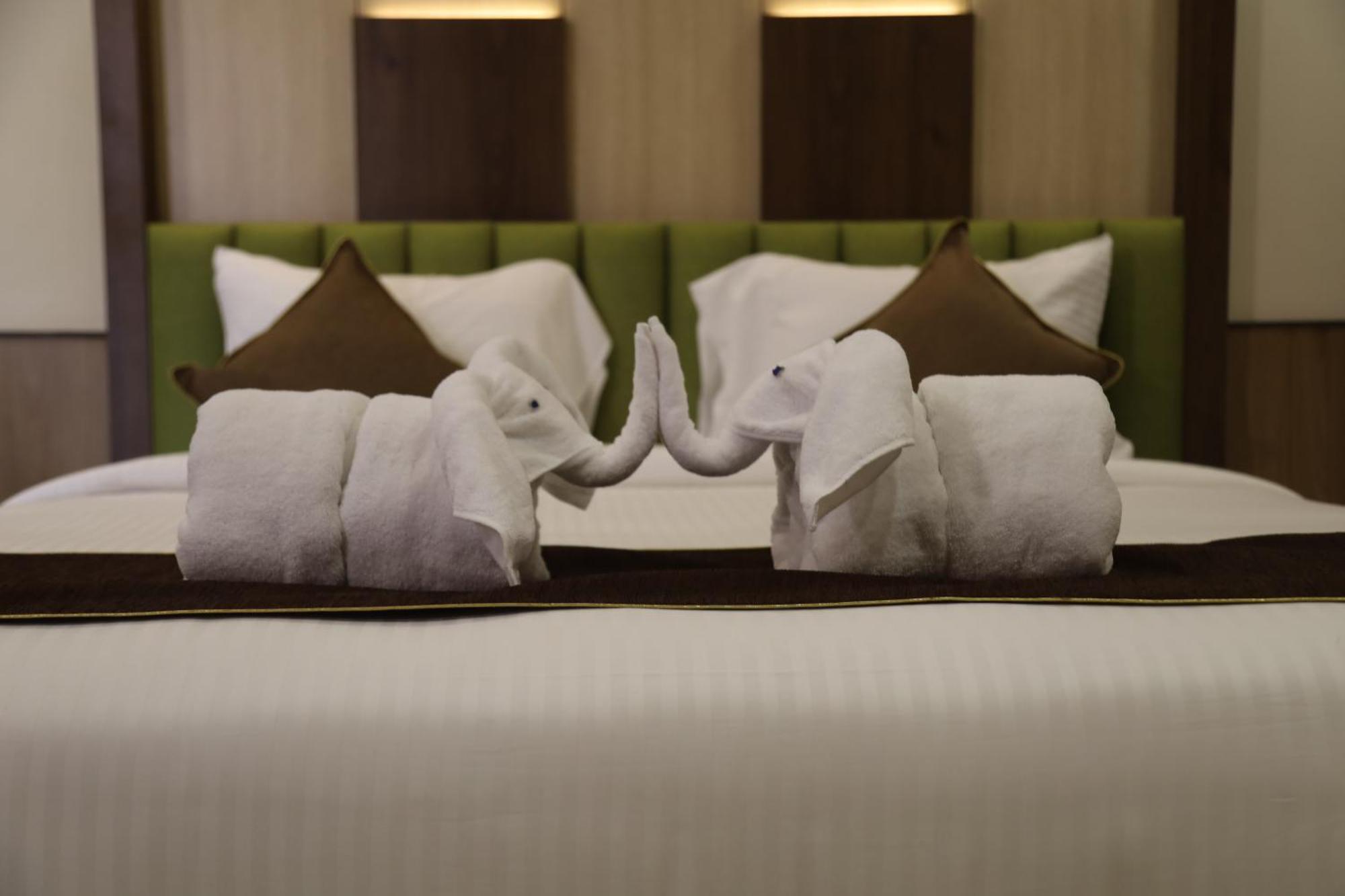 Kings Bury Inn Kumbakonam Ngoại thất bức ảnh