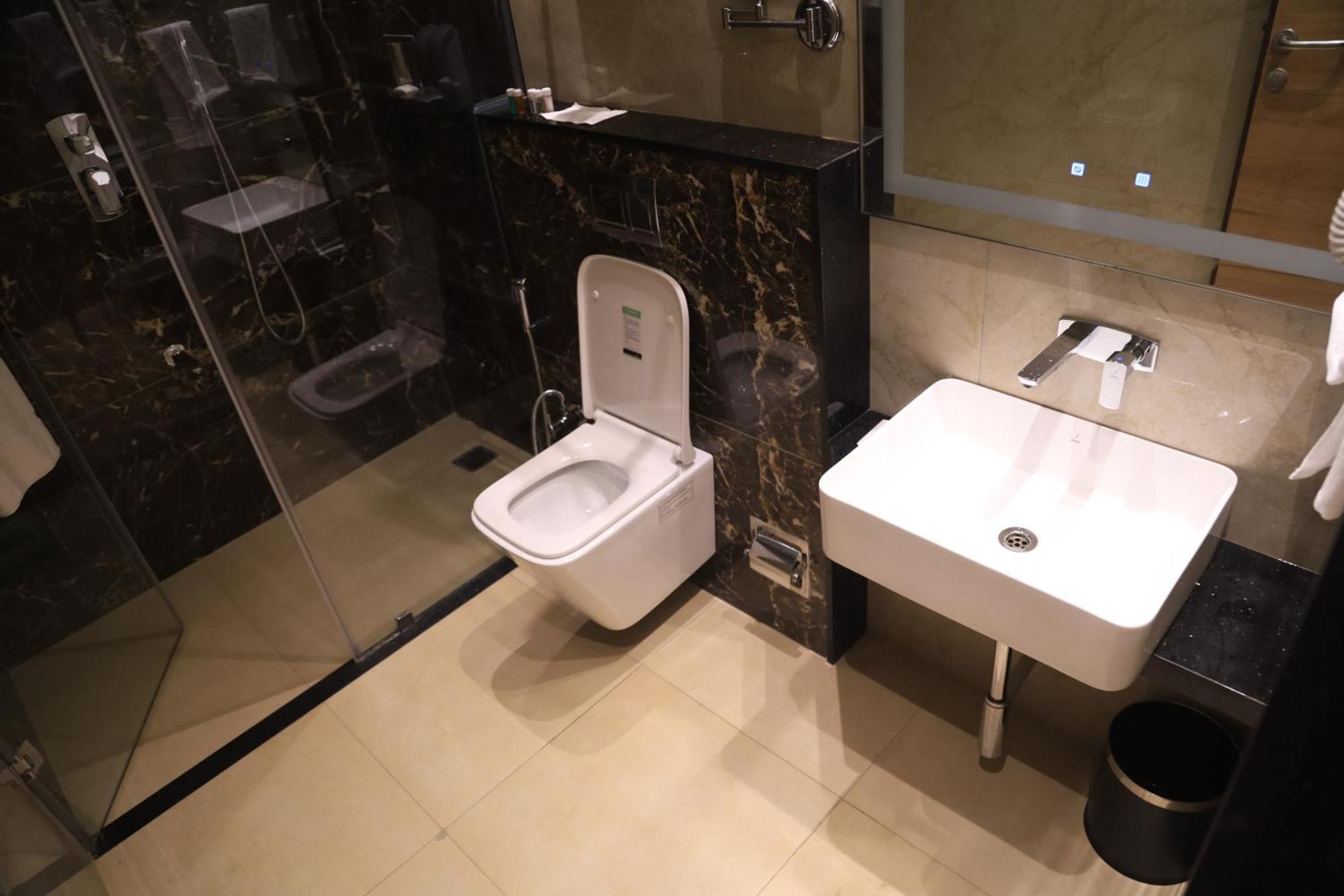 Kings Bury Inn Kumbakonam Ngoại thất bức ảnh