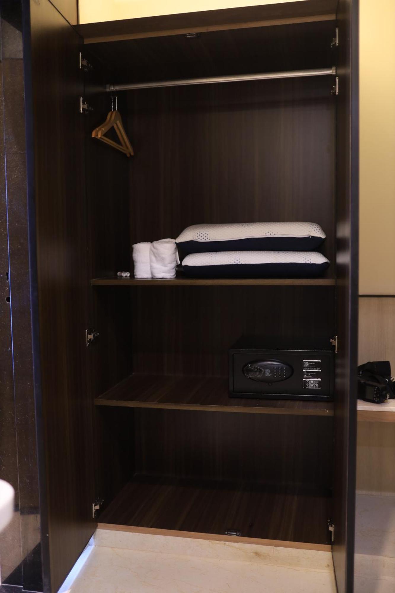 Kings Bury Inn Kumbakonam Ngoại thất bức ảnh