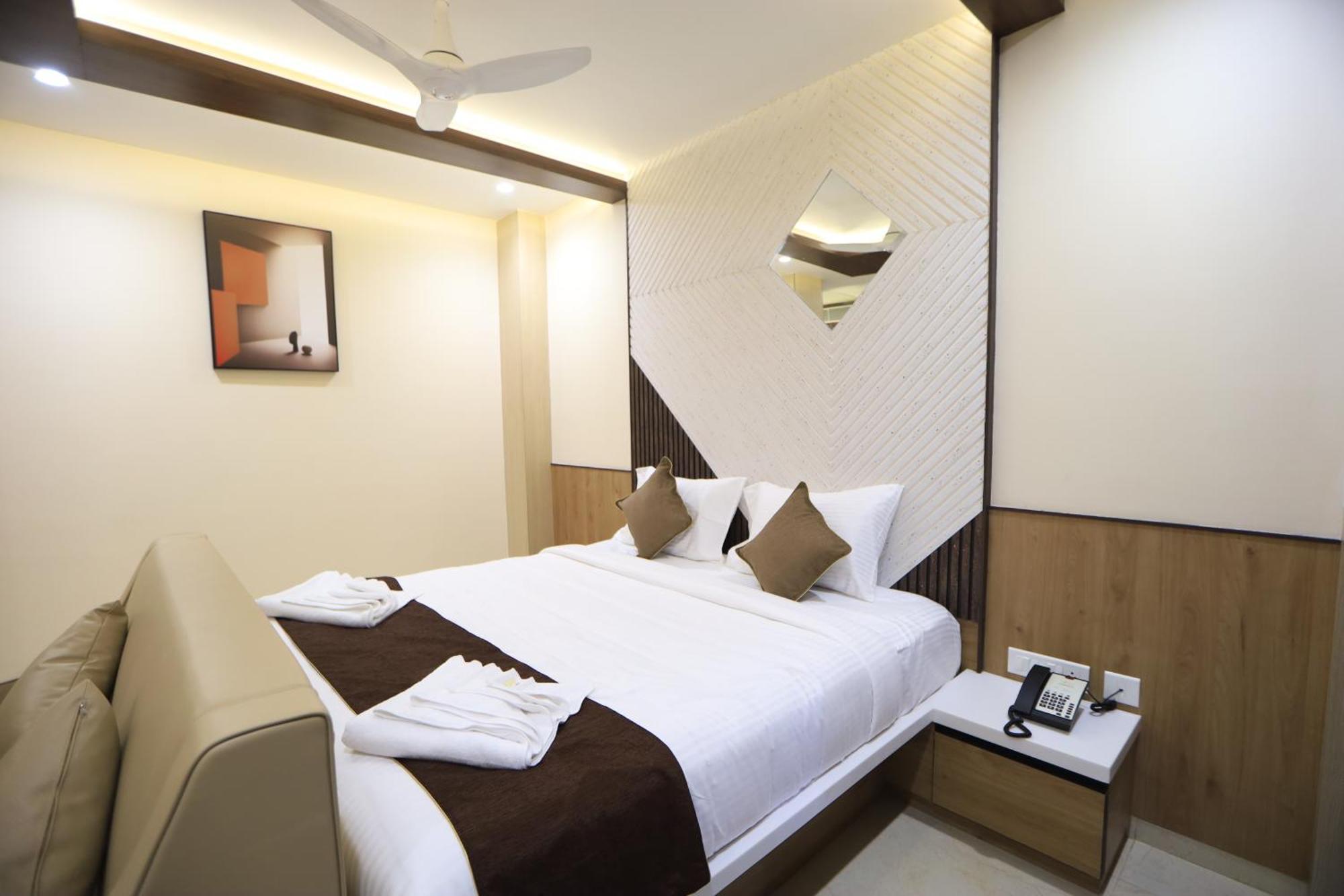 Kings Bury Inn Kumbakonam Ngoại thất bức ảnh